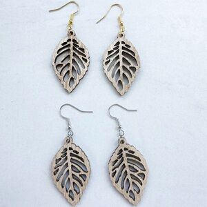 Wood leaf earring